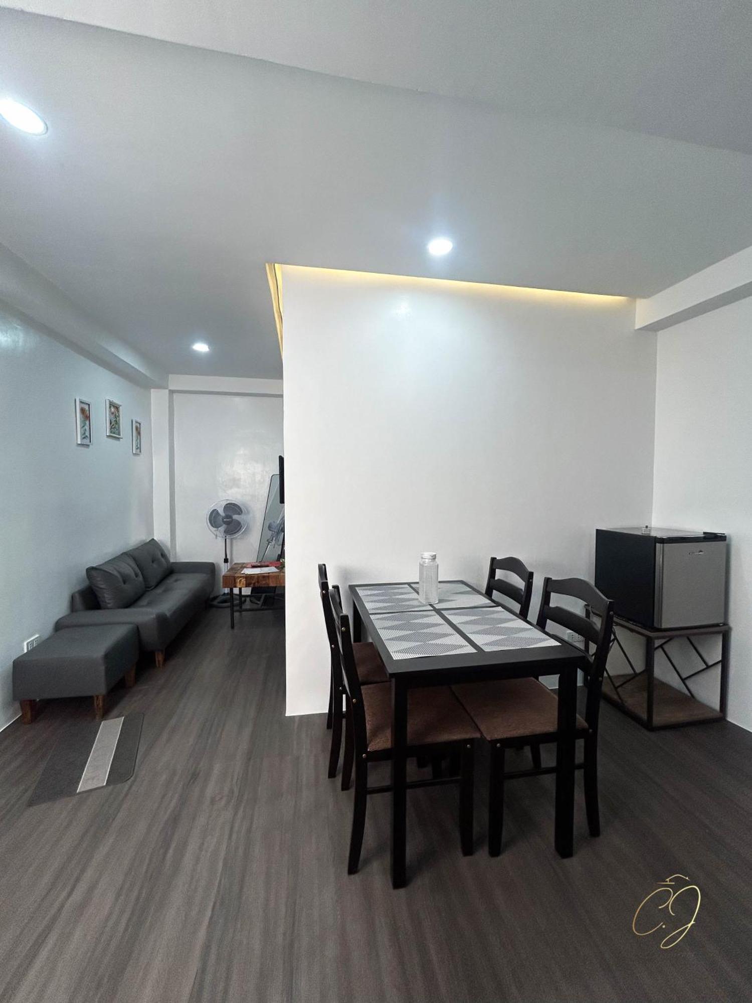 Cj Apartments Olongapo Eksteriør billede